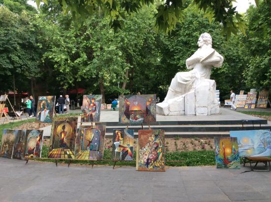 Martiros Saryan Monument